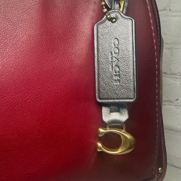 Coach Dreamer Endless Possibilities of New York City Handbag + Leather Crossbody - Picture 5 of 16